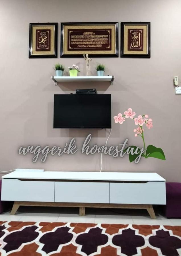 Anggerik Homestay Dungun Kampong Sura Tengah Ngoại thất bức ảnh